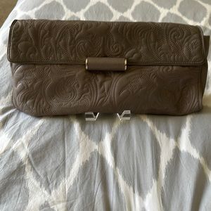 BCBGMAXAZRIA Quilted Faux Leather Taupe Purse w/Removable Gold Chain Strap